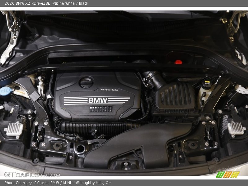 Alpine White / Black 2020 BMW X2 xDrive28i
