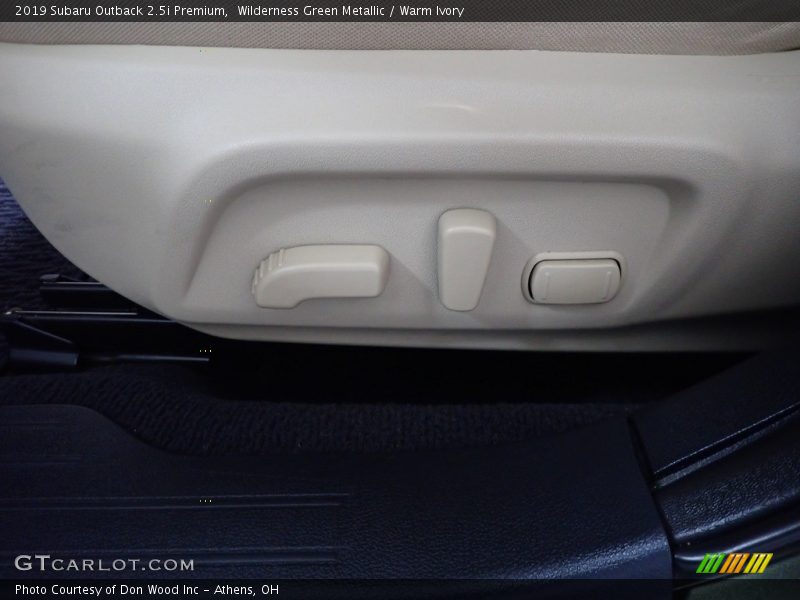 Wilderness Green Metallic / Warm Ivory 2019 Subaru Outback 2.5i Premium