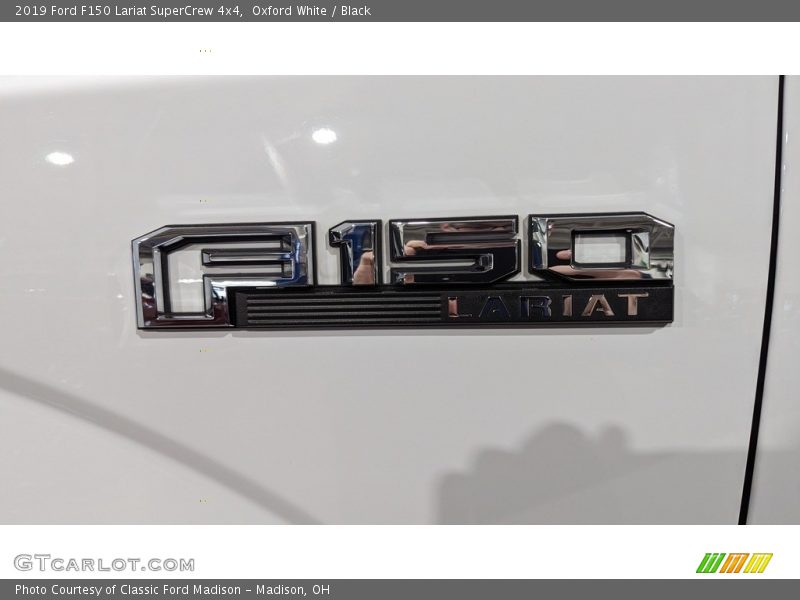 Oxford White / Black 2019 Ford F150 Lariat SuperCrew 4x4