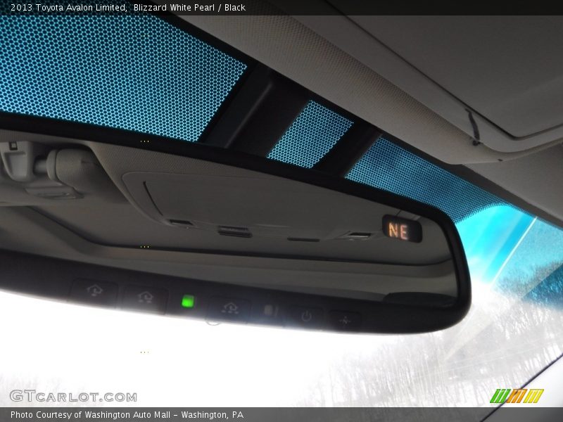 Blizzard White Pearl / Black 2013 Toyota Avalon Limited