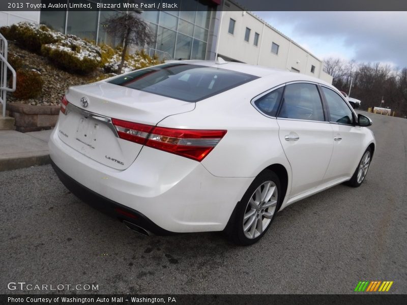 Blizzard White Pearl / Black 2013 Toyota Avalon Limited
