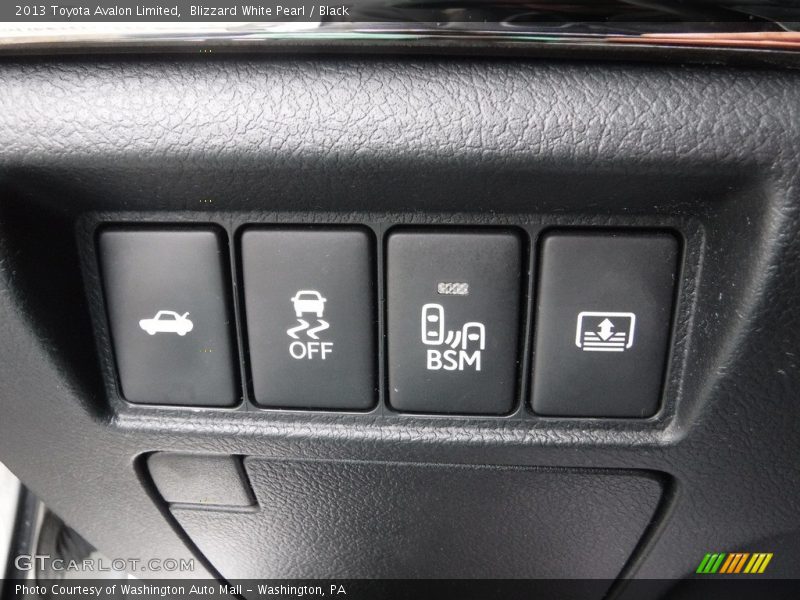 Blizzard White Pearl / Black 2013 Toyota Avalon Limited