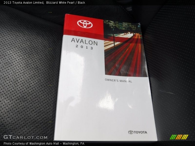 Blizzard White Pearl / Black 2013 Toyota Avalon Limited