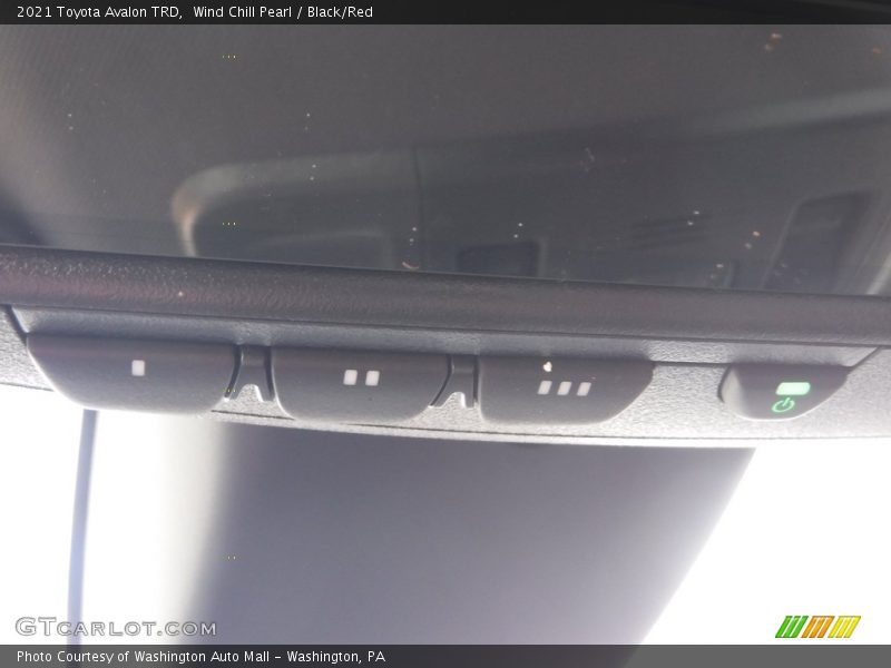 Wind Chill Pearl / Black/Red 2021 Toyota Avalon TRD