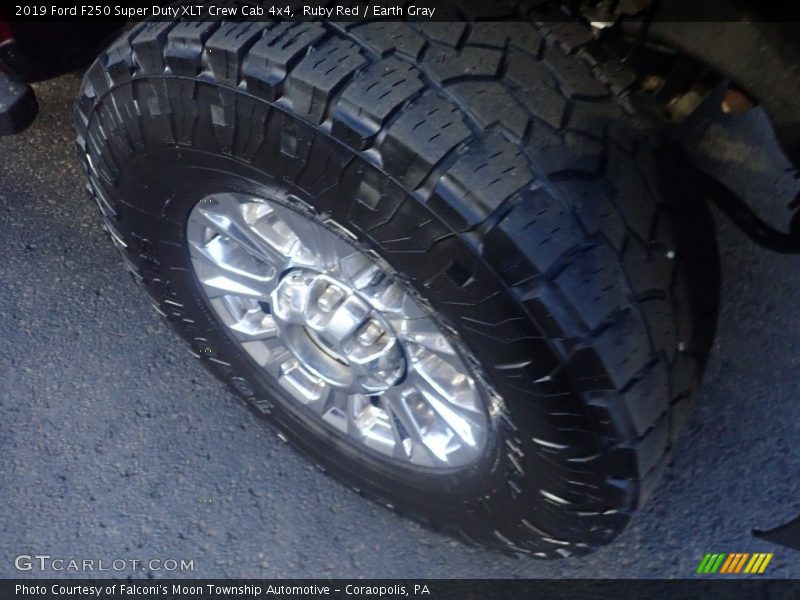 Ruby Red / Earth Gray 2019 Ford F250 Super Duty XLT Crew Cab 4x4