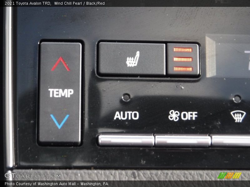 Controls of 2021 Avalon TRD