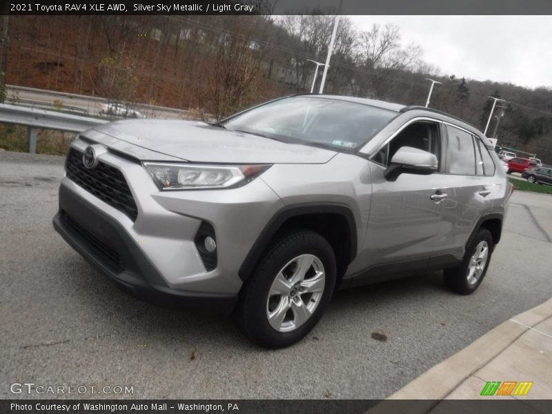  2021 RAV4 XLE AWD Silver Sky Metallic