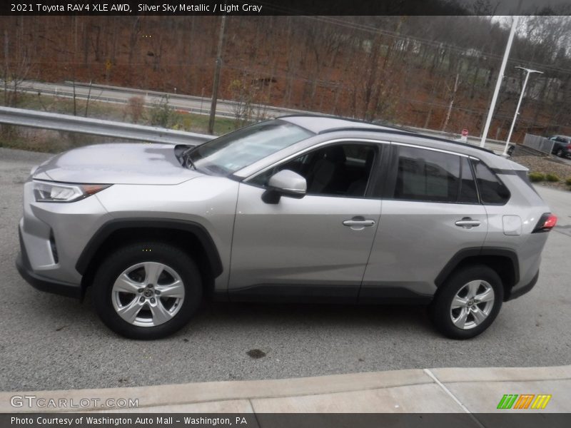  2021 RAV4 XLE AWD Silver Sky Metallic