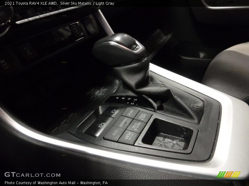 2021 RAV4 XLE AWD 8 Speed ECT-i Automatic Shifter