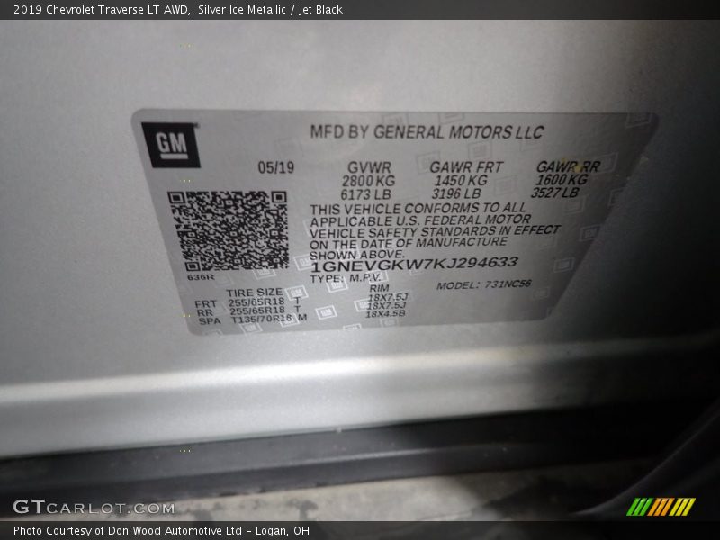 Silver Ice Metallic / Jet Black 2019 Chevrolet Traverse LT AWD