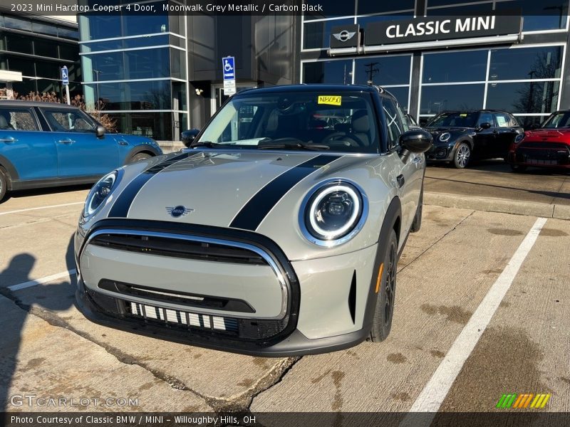 Moonwalk Grey Metallic / Carbon Black 2023 Mini Hardtop Cooper 4 Door