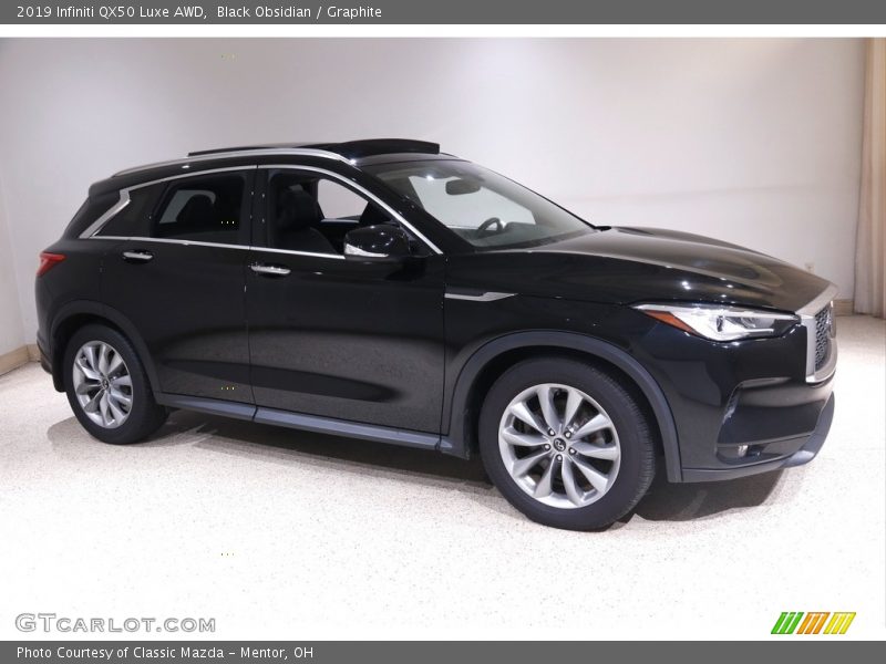 Black Obsidian / Graphite 2019 Infiniti QX50 Luxe AWD