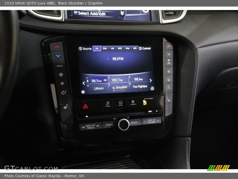 Black Obsidian / Graphite 2019 Infiniti QX50 Luxe AWD