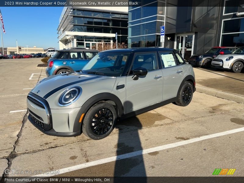 Moonwalk Grey Metallic / Carbon Black 2023 Mini Hardtop Cooper 4 Door