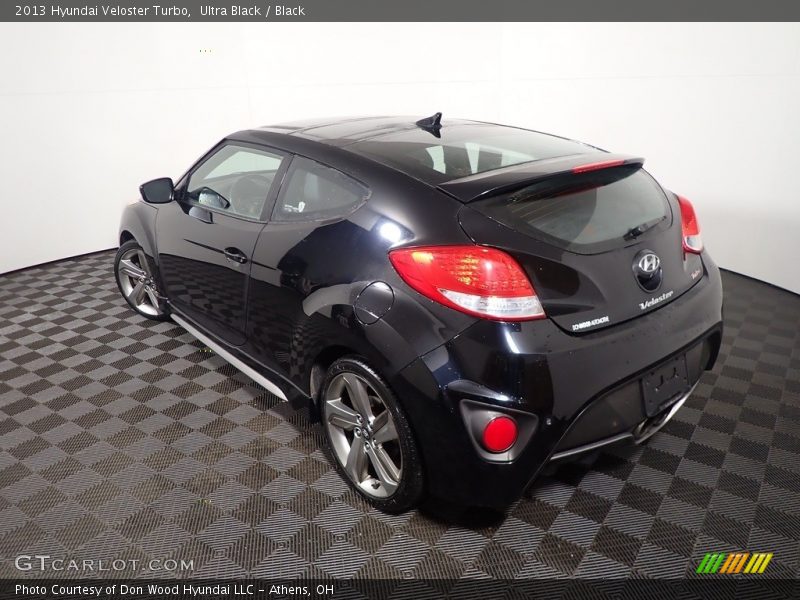 Ultra Black / Black 2013 Hyundai Veloster Turbo