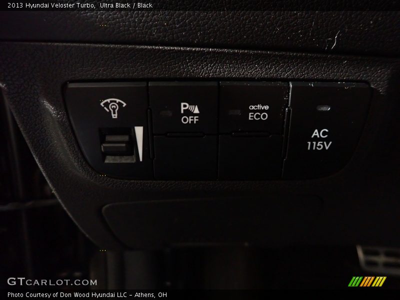 Ultra Black / Black 2013 Hyundai Veloster Turbo