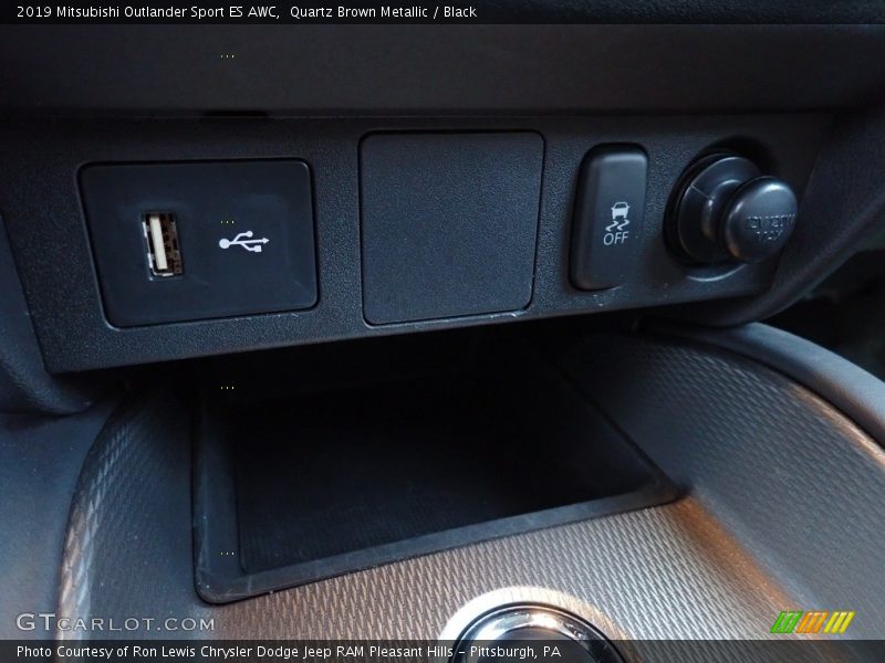 Quartz Brown Metallic / Black 2019 Mitsubishi Outlander Sport ES AWC