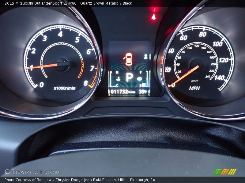  2019 Outlander Sport ES AWC ES AWC Gauges