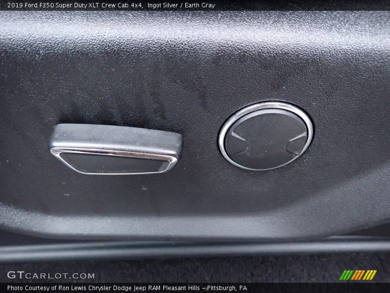 Ingot Silver / Earth Gray 2019 Ford F350 Super Duty XLT Crew Cab 4x4