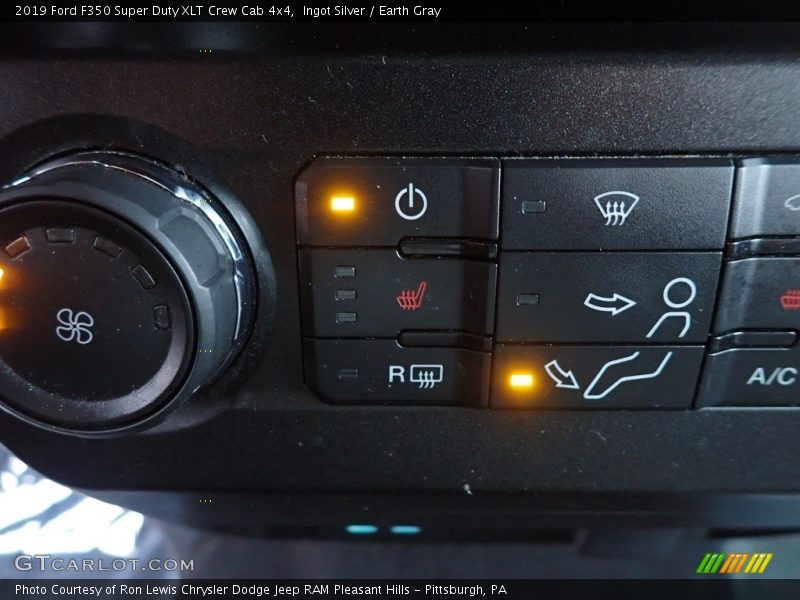 Ingot Silver / Earth Gray 2019 Ford F350 Super Duty XLT Crew Cab 4x4