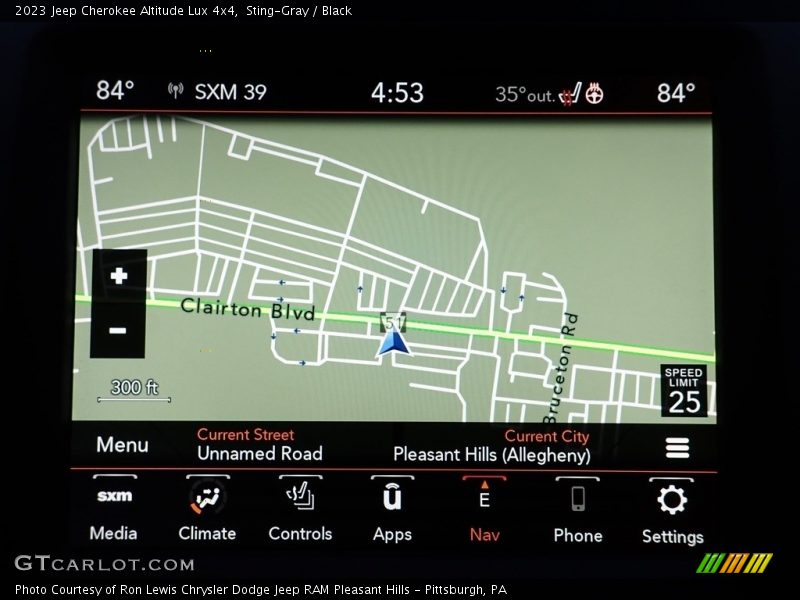 Sting-Gray / Black 2023 Jeep Cherokee Altitude Lux 4x4