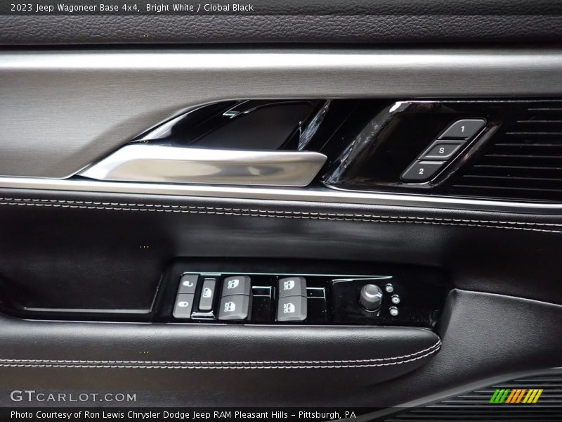 Door Panel of 2023 Wagoneer Base 4x4