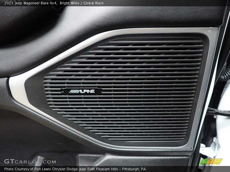 Bright White / Global Black 2023 Jeep Wagoneer Base 4x4