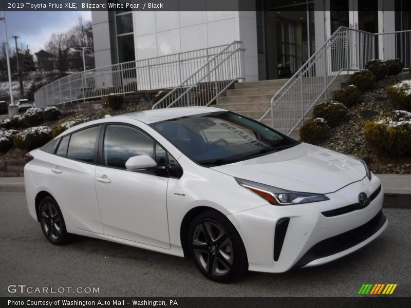 Blizzard White Pearl / Black 2019 Toyota Prius XLE