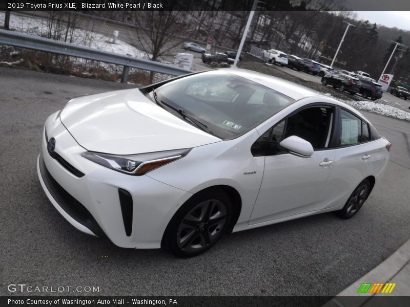 Blizzard White Pearl / Black 2019 Toyota Prius XLE