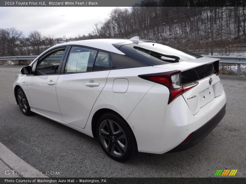 Blizzard White Pearl / Black 2019 Toyota Prius XLE