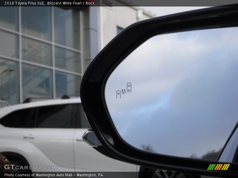 Blizzard White Pearl / Black 2019 Toyota Prius XLE