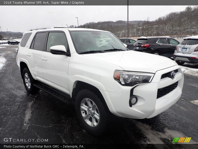 Super White / Graphite 2016 Toyota 4Runner SR5 4x4