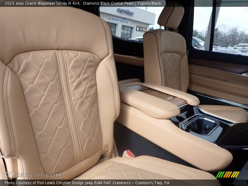 Diamond Black Crystal Pearl / Tupelo/Black 2023 Jeep Grand Wagoneer Series III 4x4