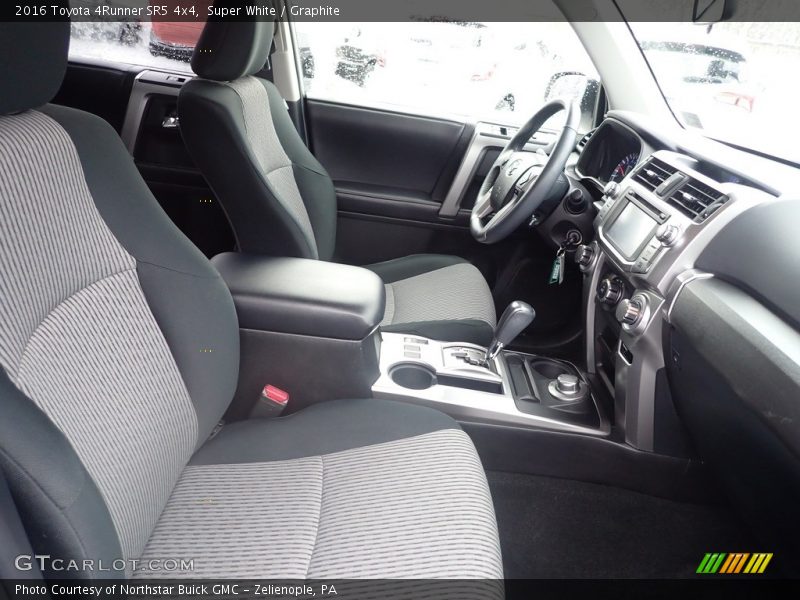 Super White / Graphite 2016 Toyota 4Runner SR5 4x4