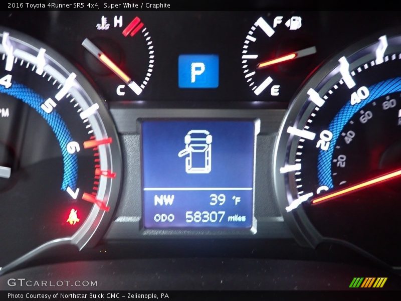 Super White / Graphite 2016 Toyota 4Runner SR5 4x4