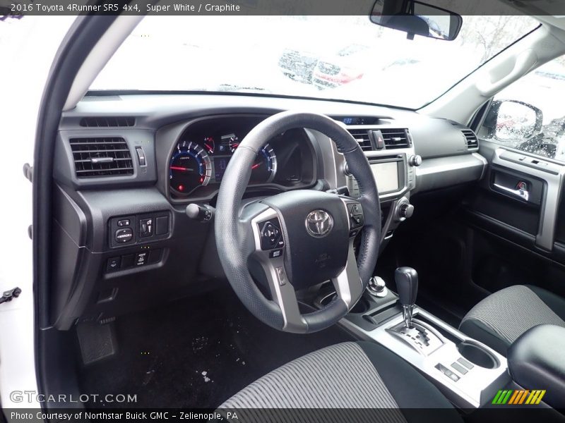 Super White / Graphite 2016 Toyota 4Runner SR5 4x4