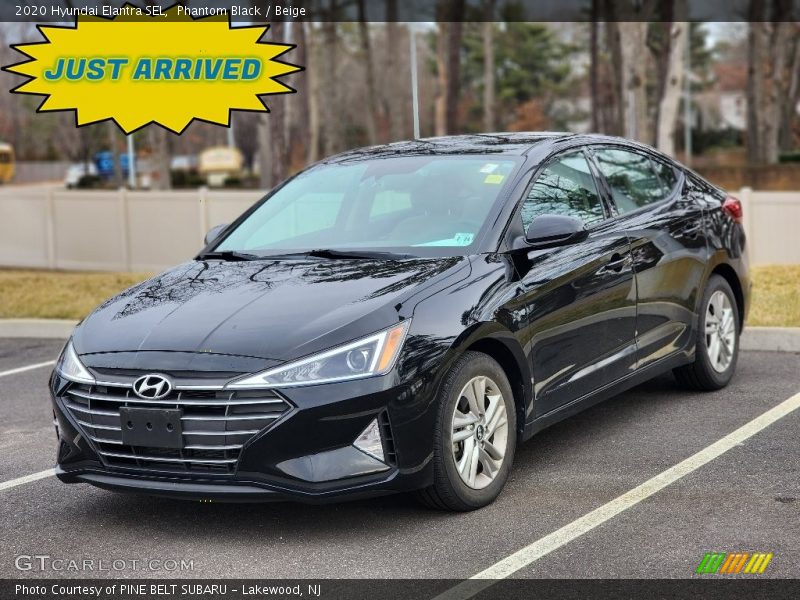Phantom Black / Beige 2020 Hyundai Elantra SEL