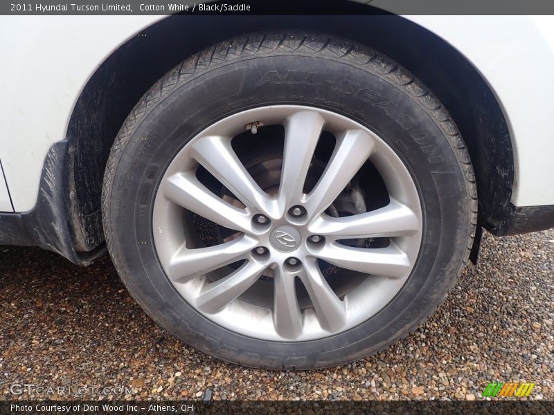 Cotton White / Black/Saddle 2011 Hyundai Tucson Limited