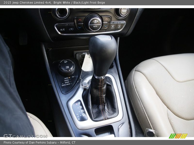 Bright White / Black/Light Frost Beige 2015 Jeep Cherokee Limited 4x4