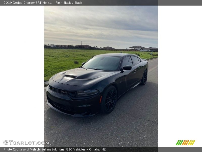 Pitch Black / Black 2019 Dodge Charger SRT Hellcat