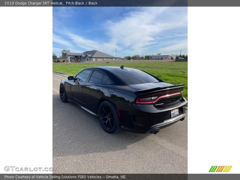 Pitch Black / Black 2019 Dodge Charger SRT Hellcat