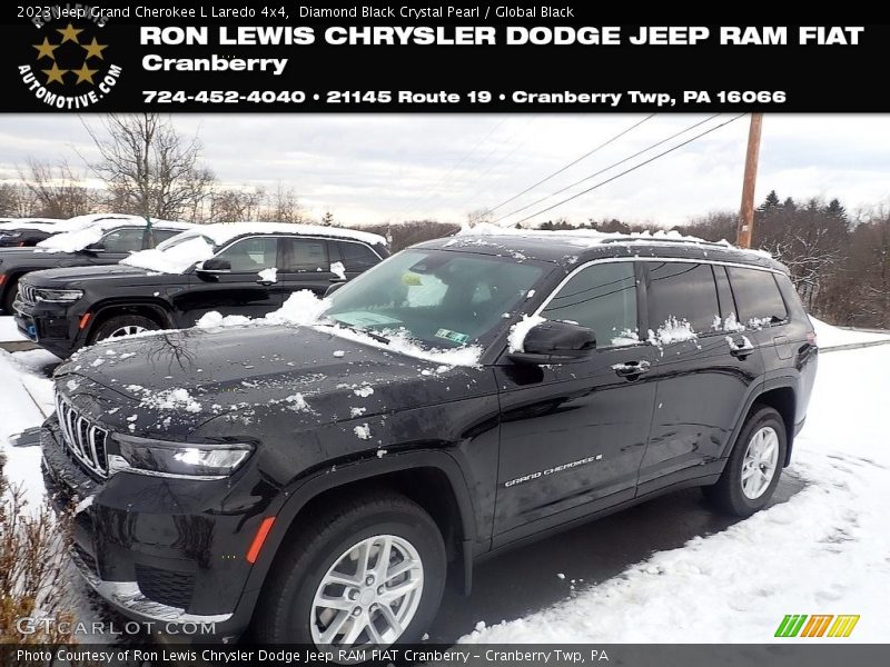 Diamond Black Crystal Pearl / Global Black 2023 Jeep Grand Cherokee L Laredo 4x4
