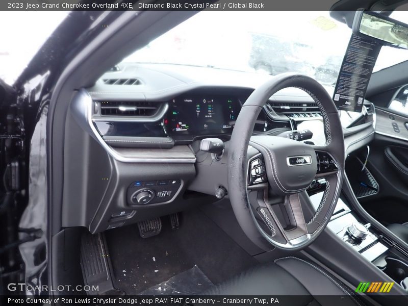Diamond Black Crystal Pearl / Global Black 2023 Jeep Grand Cherokee Overland 4XE