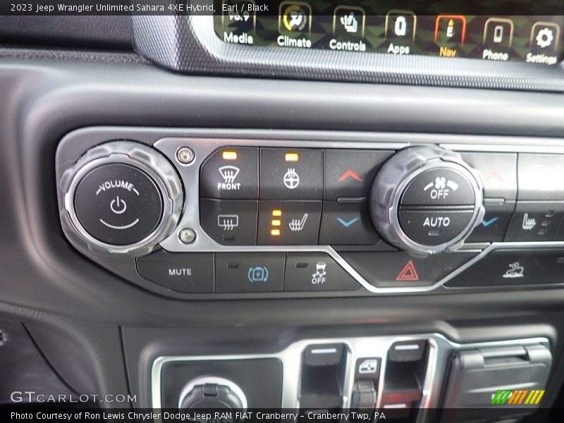 Earl / Black 2023 Jeep Wrangler Unlimited Sahara 4XE Hybrid