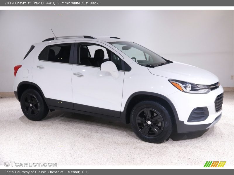 Summit White / Jet Black 2019 Chevrolet Trax LT AWD