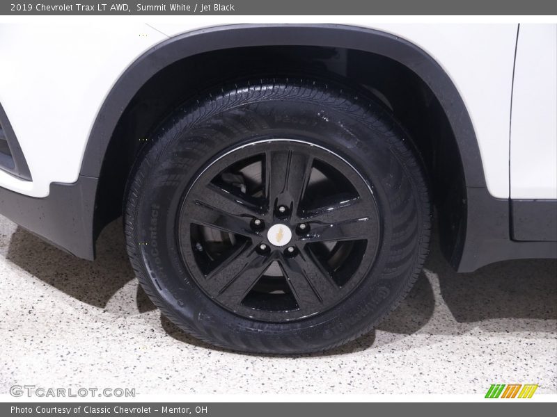 Summit White / Jet Black 2019 Chevrolet Trax LT AWD