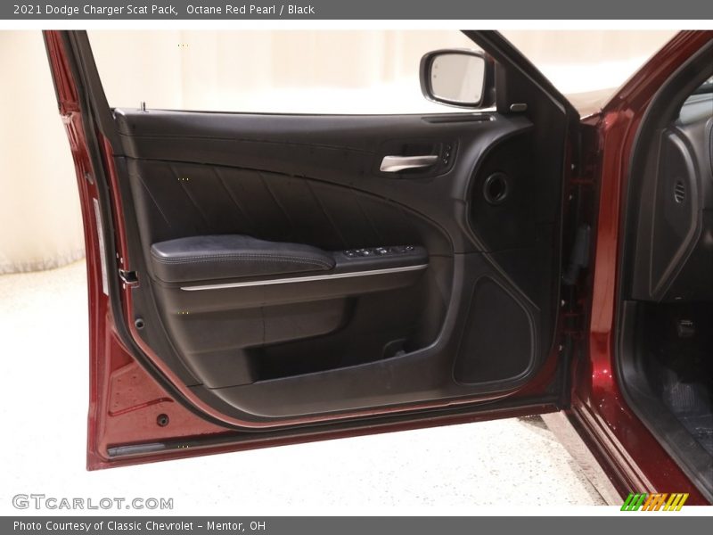 Door Panel of 2021 Charger Scat Pack