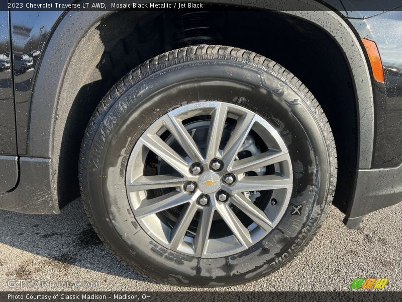  2023 Traverse LT AWD Wheel