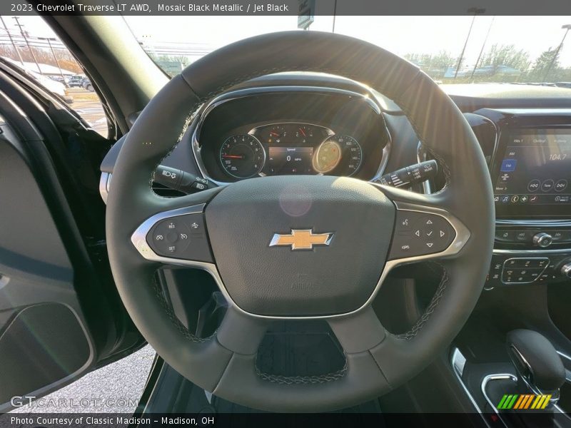  2023 Traverse LT AWD Steering Wheel