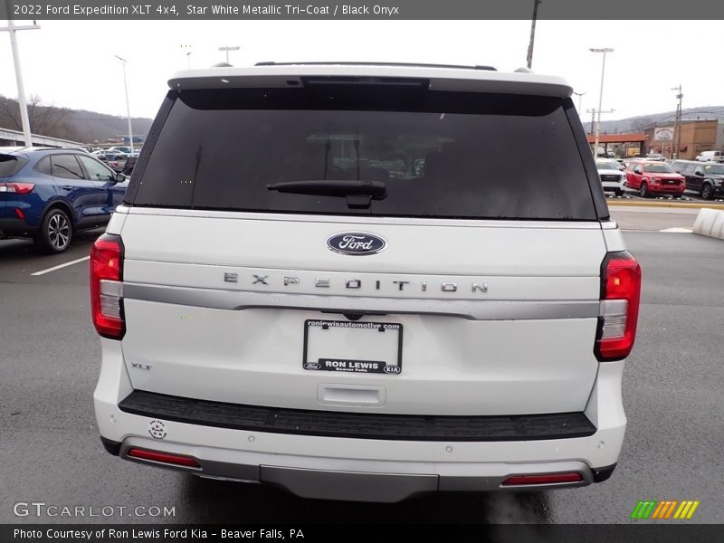 Star White Metallic Tri-Coat / Black Onyx 2022 Ford Expedition XLT 4x4